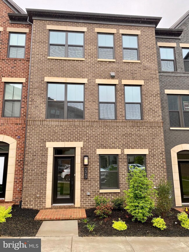 2343 Water Promenade Ave, Herndon, VA 20171 - photo 6