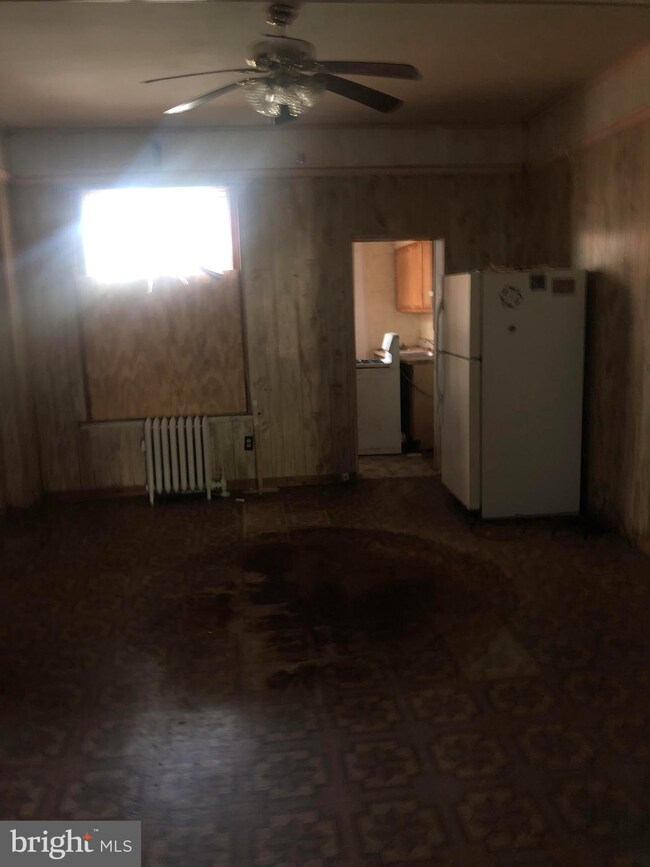 2724 The Alameda, Baltimore, MD 21218 - photo 3