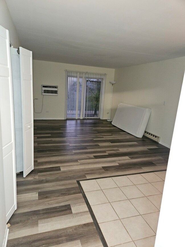 737 Lippert Ln unit 1N, Glendale Heights, IL 60139 - photo 4