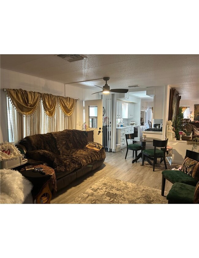 840 N Azusa Ave unit 144, Azusa, CA 91702 - photo 4