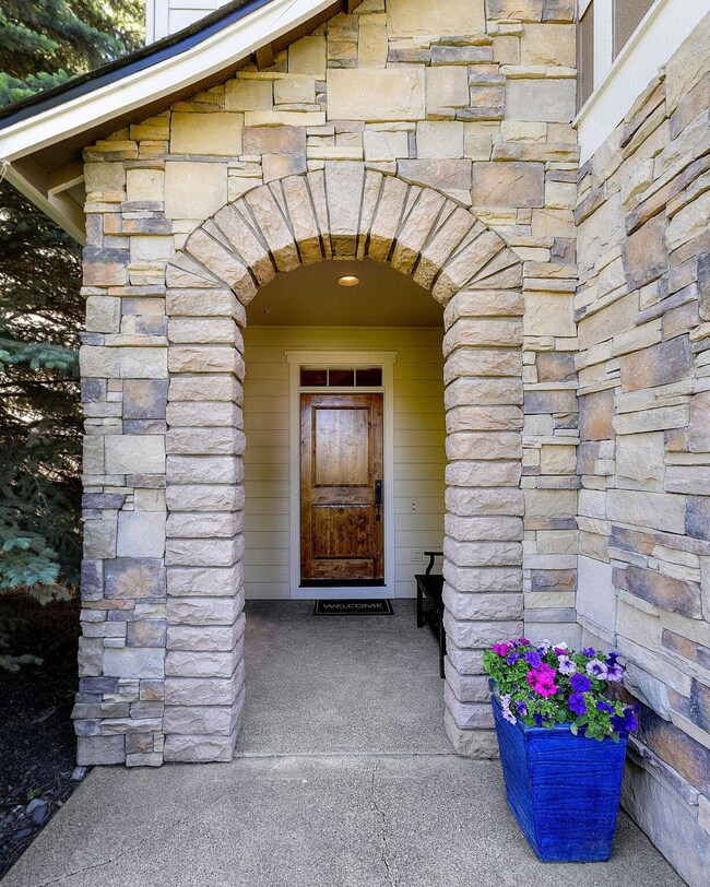 20959 Yeoman Rd, Bend, OR 97701 - photo 3