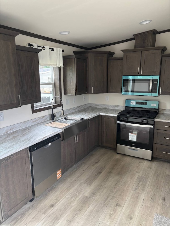 3436 W Folsom St unit 41, Eau Claire, WI 54703 - photo 2