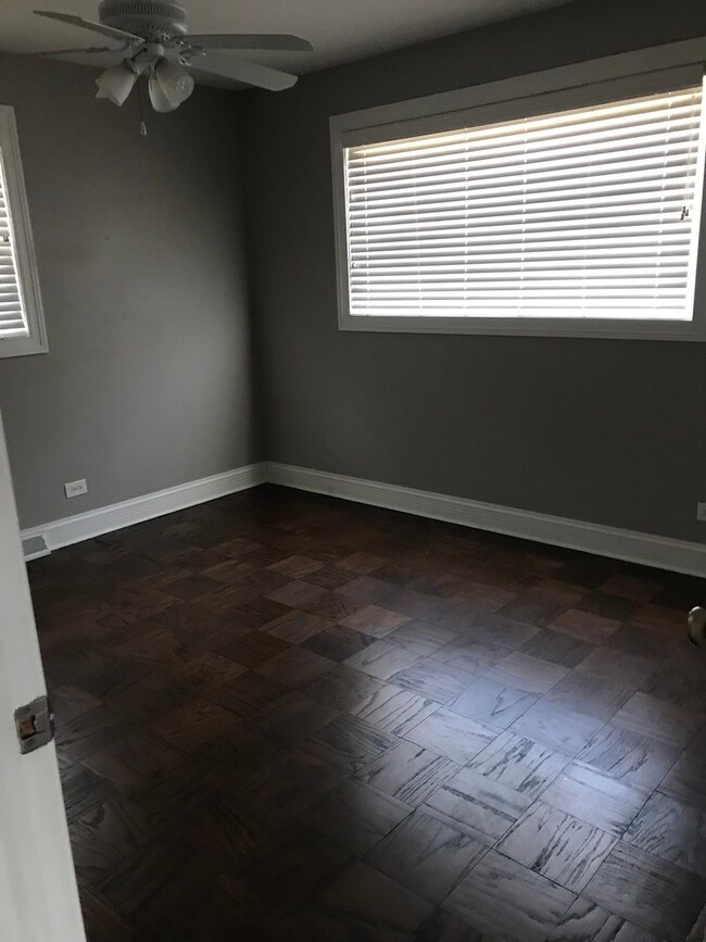 2115 Grouse Ln, Rolling Meadows, IL 60008 - photo 2