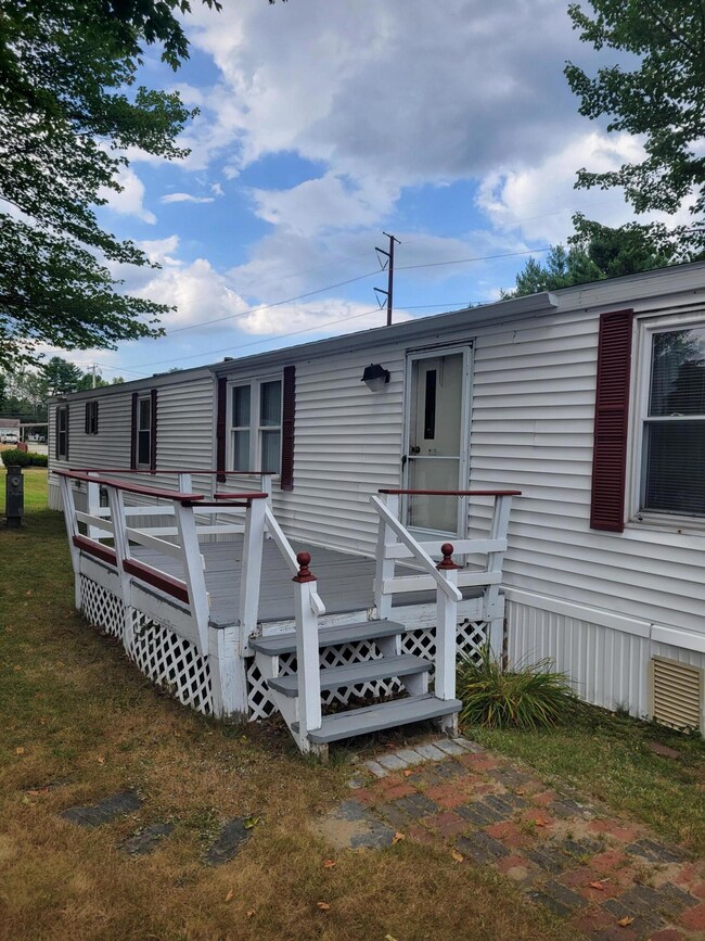 1 Autumn Ln, Lewiston, ME 04240 - photo 2