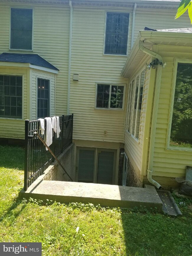 11701 Owens Glen Way, North Potomac, MD 20878 - photo 3