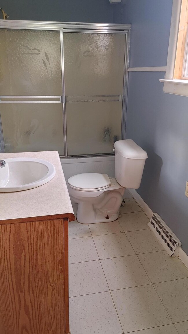 449 Bartram Ave, Marion, OH 43302 - photo 6