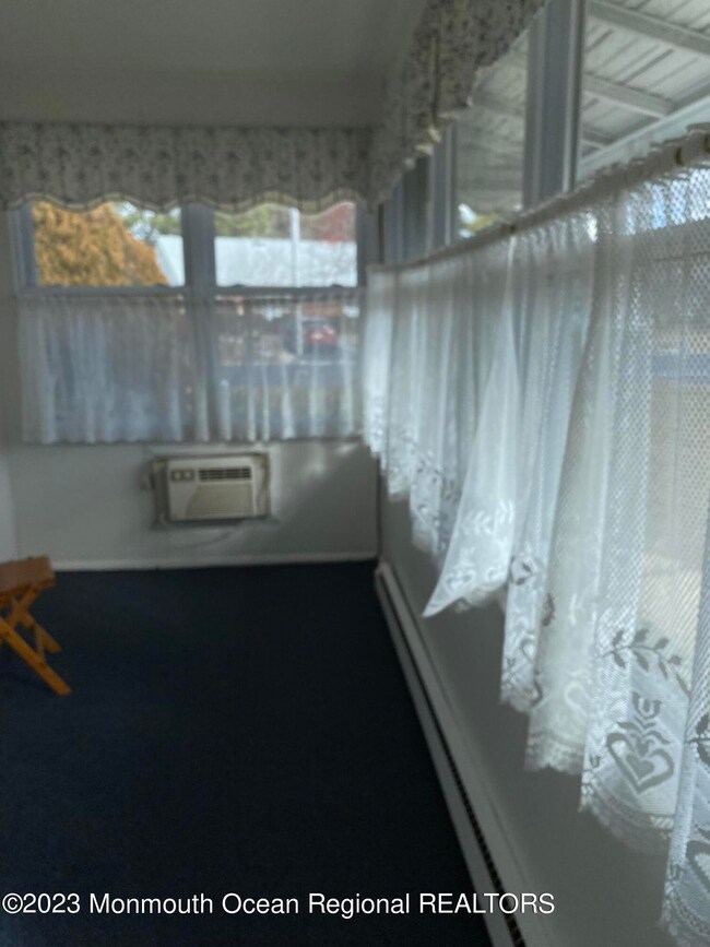 21 Crestwood Pkwy, Whiting, NJ 08759 - photo 2