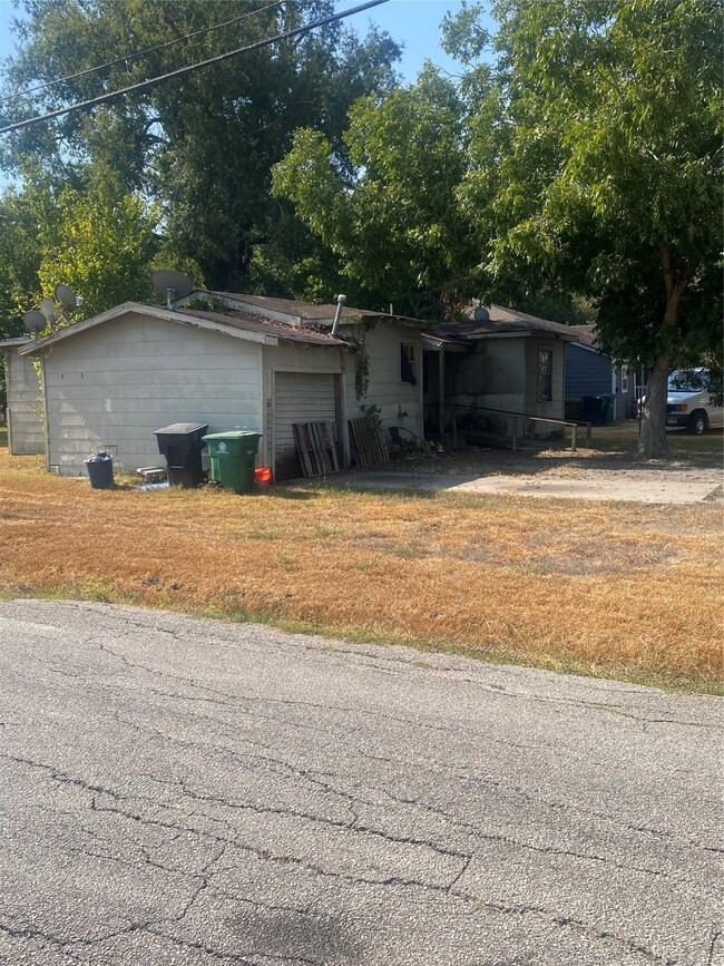 7003 England St, Houston, TX 77021 - photo 6