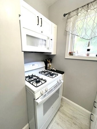 539 Division St, Fall River, MA 02721 - photo 7