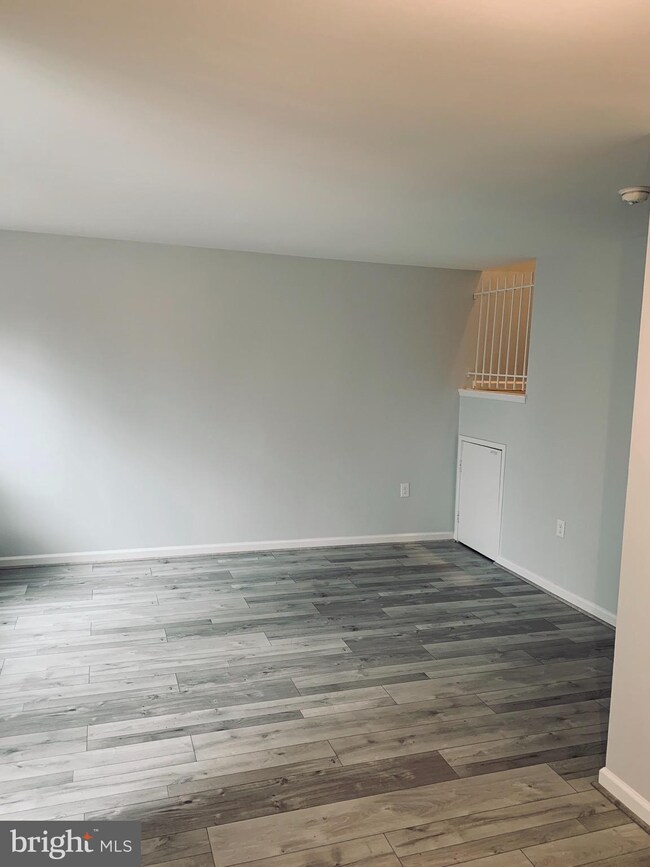 8622 Village Square Dr unit 15, Alexandria, VA 22309 - photo 4