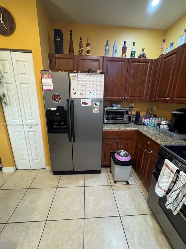 23477 SW 112th Place, Homestead, FL 33032 - photo 6