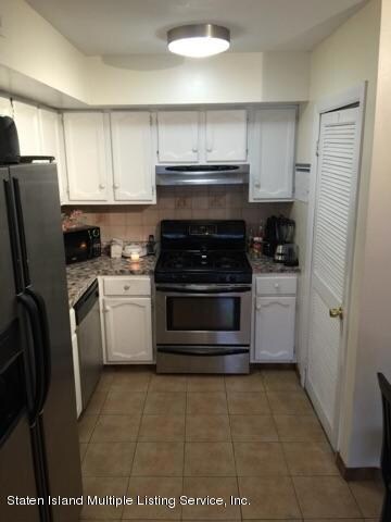 432 Lisk Ave unit A, Staten Island, NY 10303 - photo 2