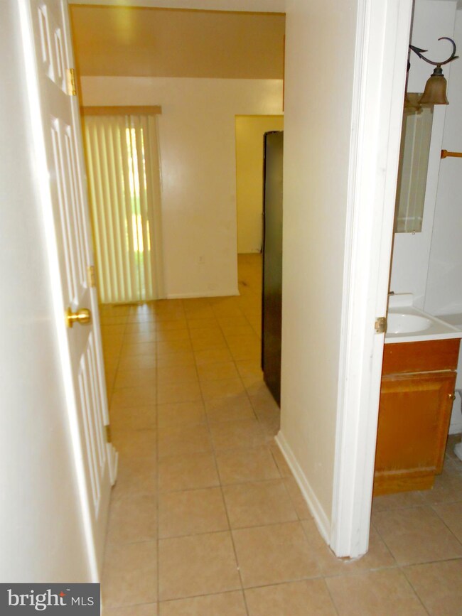 1547 Charlestown Dr, Edgewood, MD 21040 - photo 6