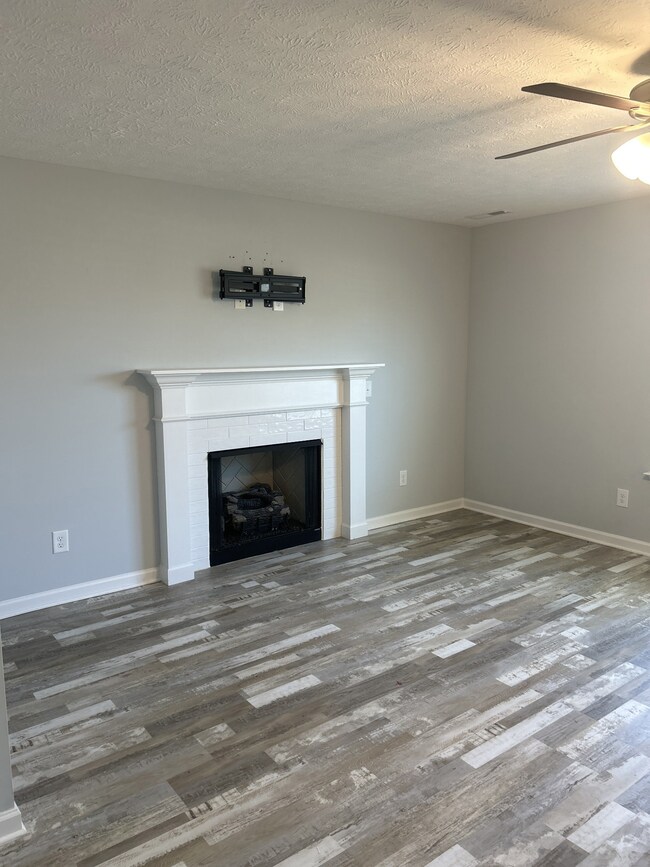 80 Timber Cir, Manchester, TN 37355 - photo 3