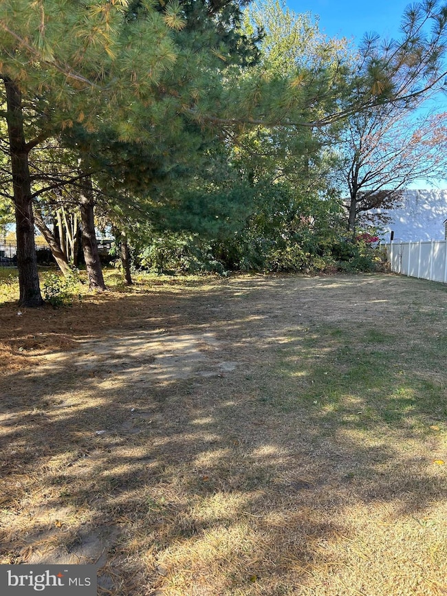 523 N 2nd St, Camden, NJ 08102 - photo 2