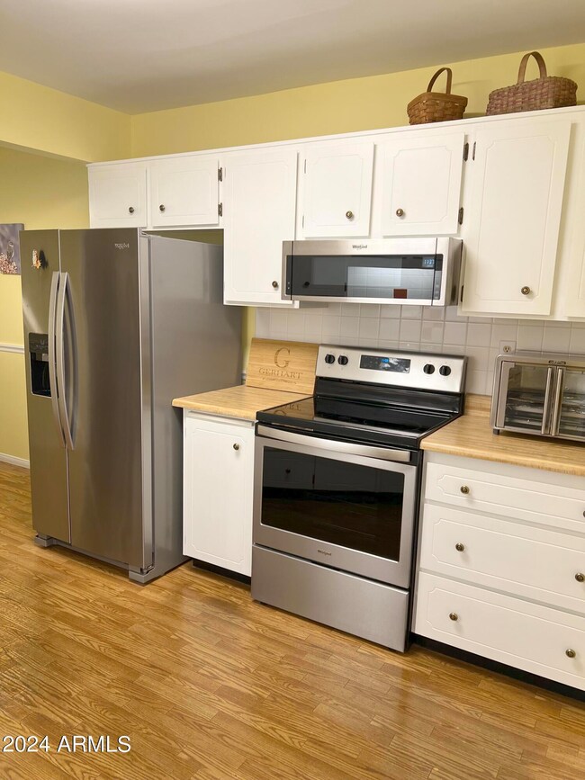 13857 N 111th Ave, Sun City, AZ 85351 - photo 4