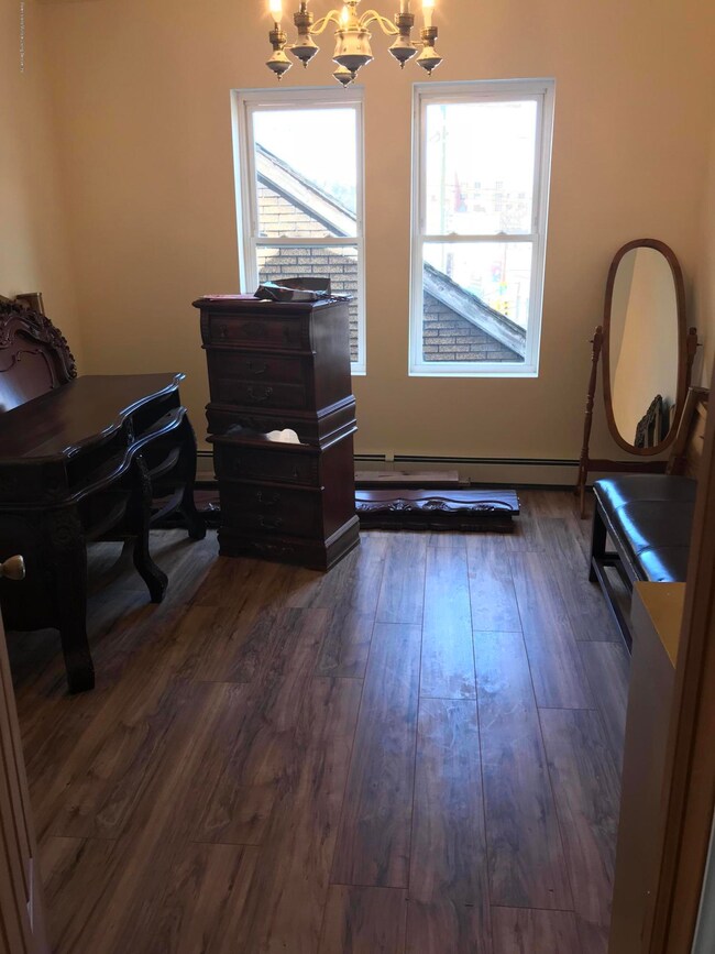 638 Bay St unit 3a, Staten Island, NY 10304 - photo 5