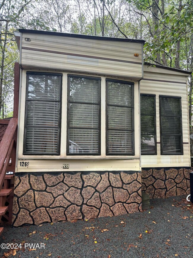 931 Coyote Ct, Covington Township, PA 18444 - photo 5