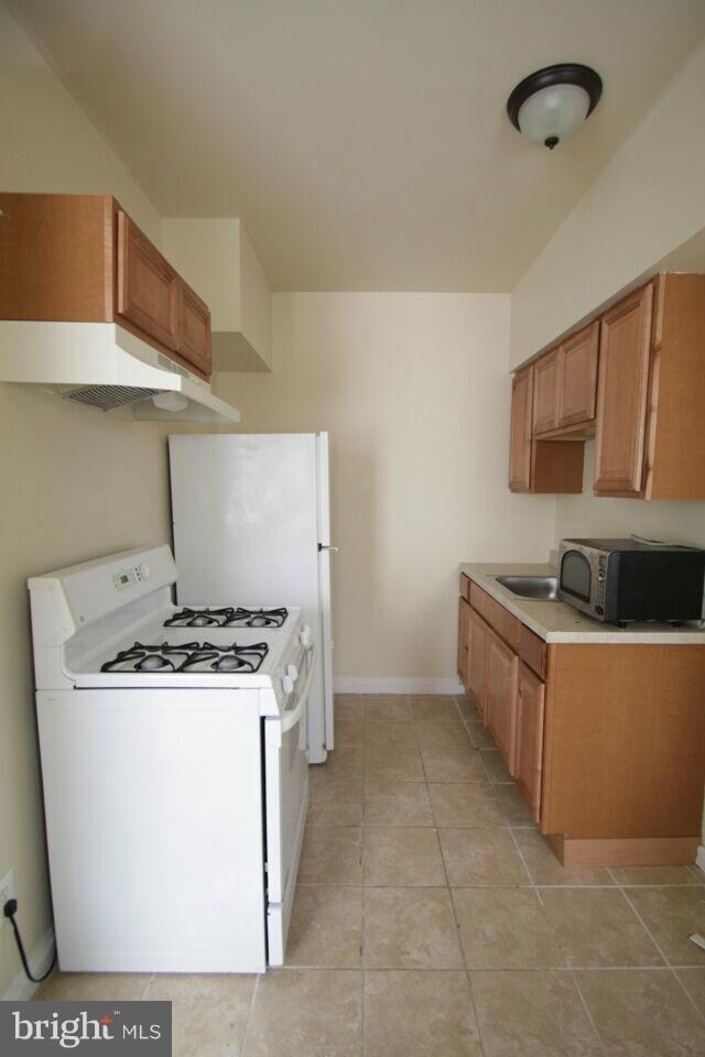 500 N Patterson Park Ave unit B, Baltimore, MD 21205 - photo 5
