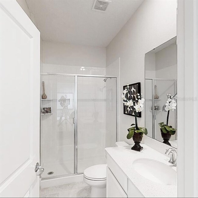 6825 Perch Hammock Loop, Groveland, FL 34736 - photo 4