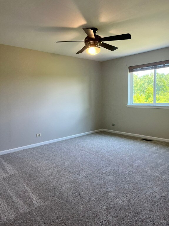 2767 Prairieview Ln S, Aurora, IL 60502 - photo 7