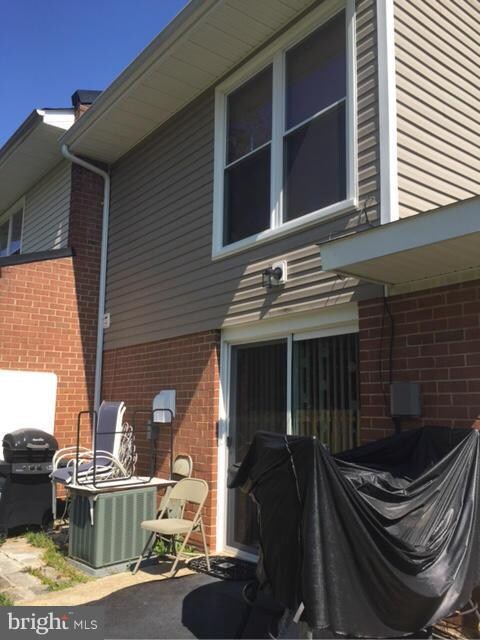 11500 Laurelwalk Dr, Laurel, MD 20708 - photo 4