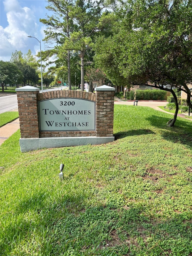 3200 S Gessner Rd unit 224, Houston, TX 77063 - photo 4