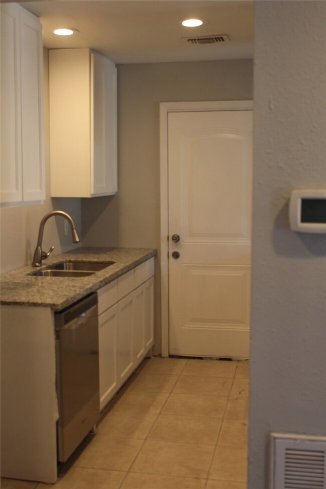 101 Blue Fox Rd, Spring, TX 77380 - photo 3