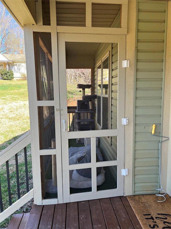 20 Golden Tree Ln, Asheville, NC 28806 - photo 5