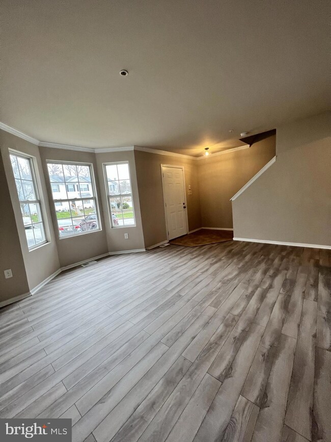 1237 Splashing Brook Dr, Abingdon, MD 21009 - photo 4