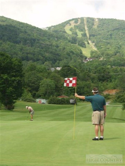 Golf Sugar Mountain: Pay as you play! Sugar's 18-h