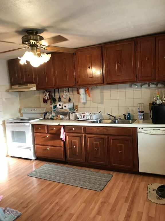 34 Sampson St unit 36, South Grafton, MA 01560 - photo 2