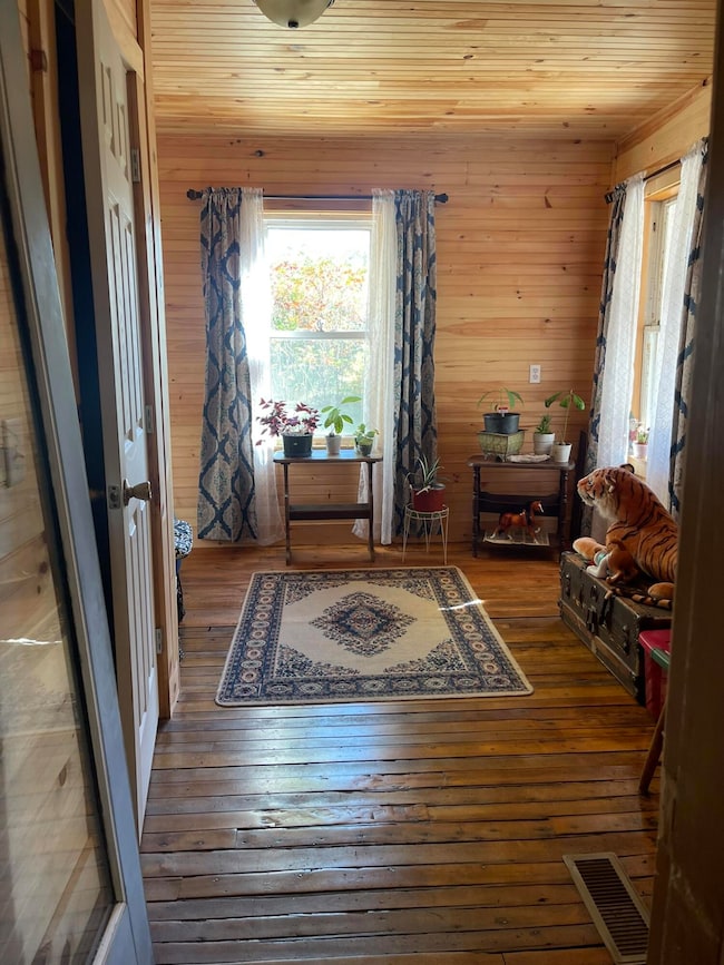 565 River Rd, Anson, ME 04958 - photo 4