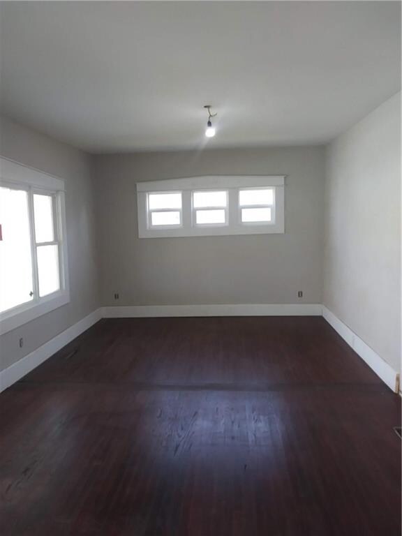 1221 W 5th St, Anderson, IN 46016 - photo 3