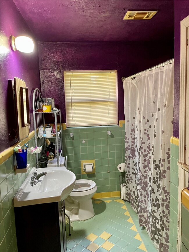 6933 Peyton St, Houston, TX 77028 - photo 7