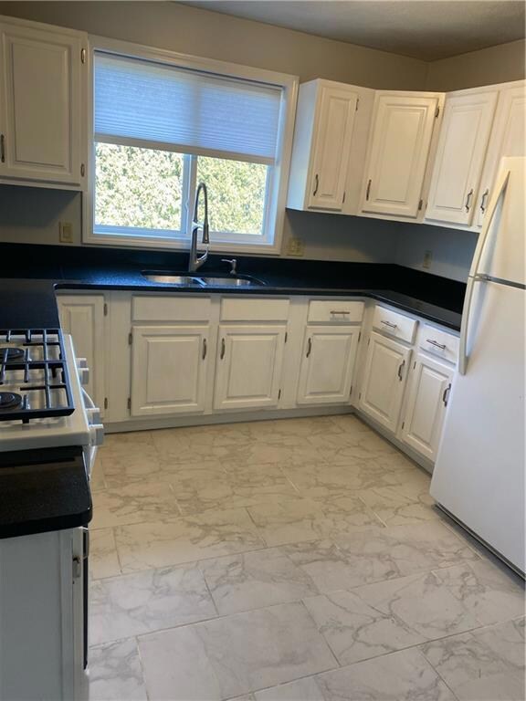 9 Udell St unit 2, Providence, RI 02904 - photo 3