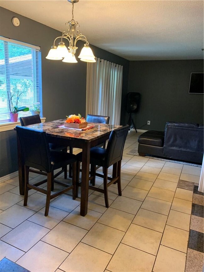 2311 W Alpine Cir, Siloam Springs, AR 72761 - photo 5