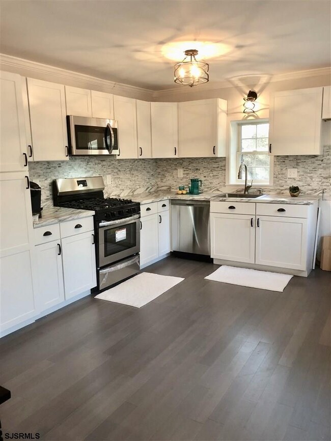 1516 W Shaffer Ave, Egg Harbor City, NJ 08215 - photo 4