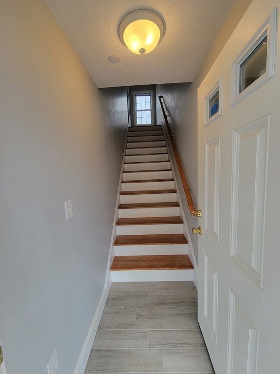 946 Warren Ave unit 2 F, Brockton, MA 02301 - photo 2