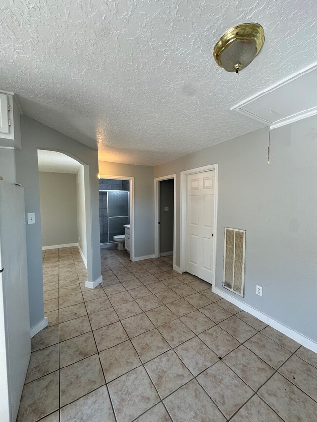 2101 Maury St unit A, Houston, TX 77026 - photo 5