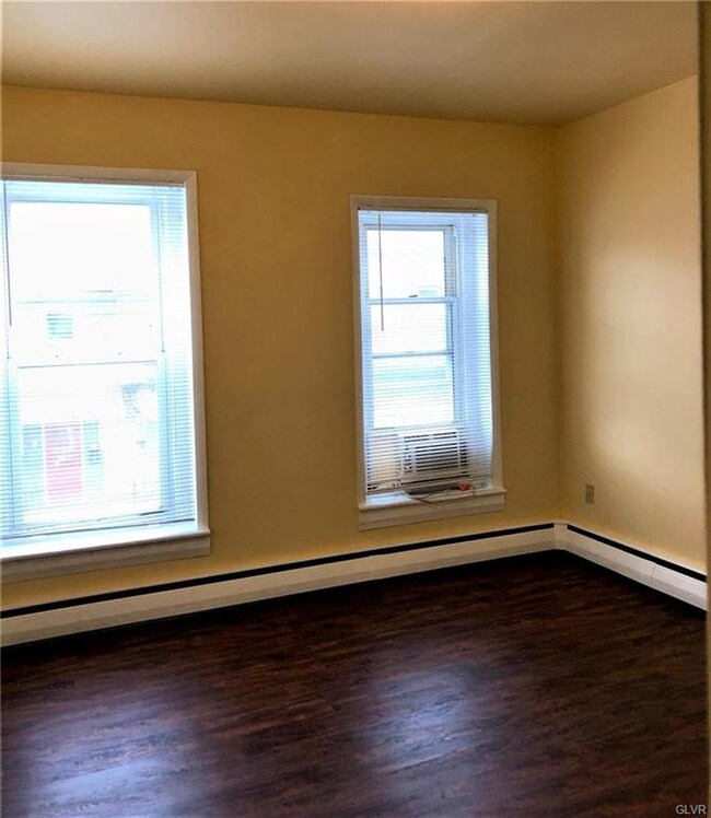 536 N New St unit 2, Allentown, PA 18102 - photo 6