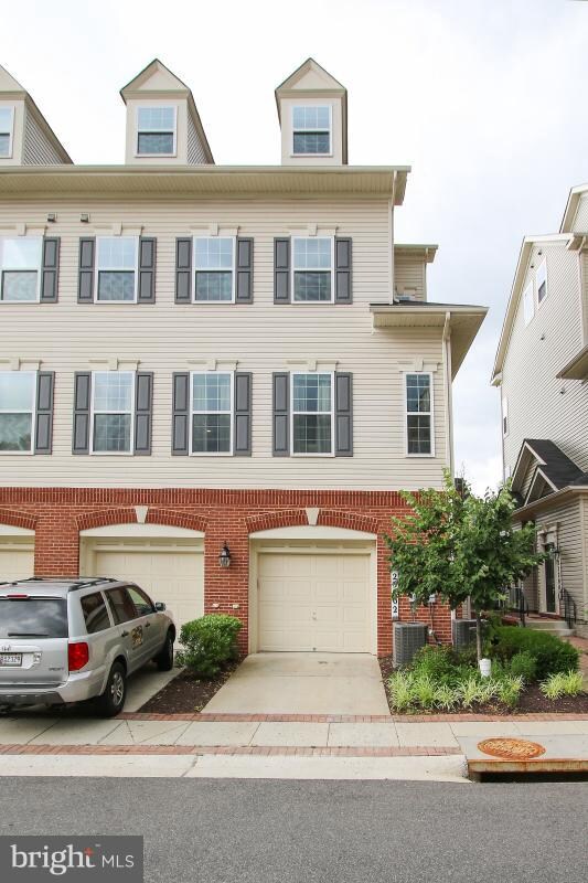 23202 Shaws Tavern Ct unit 2234, Clarksburg, MD 20871 - photo 2