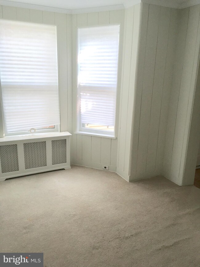 216 Marshall St unit 1ST FLOOR, Kennett Square, PA 19348 - photo 5