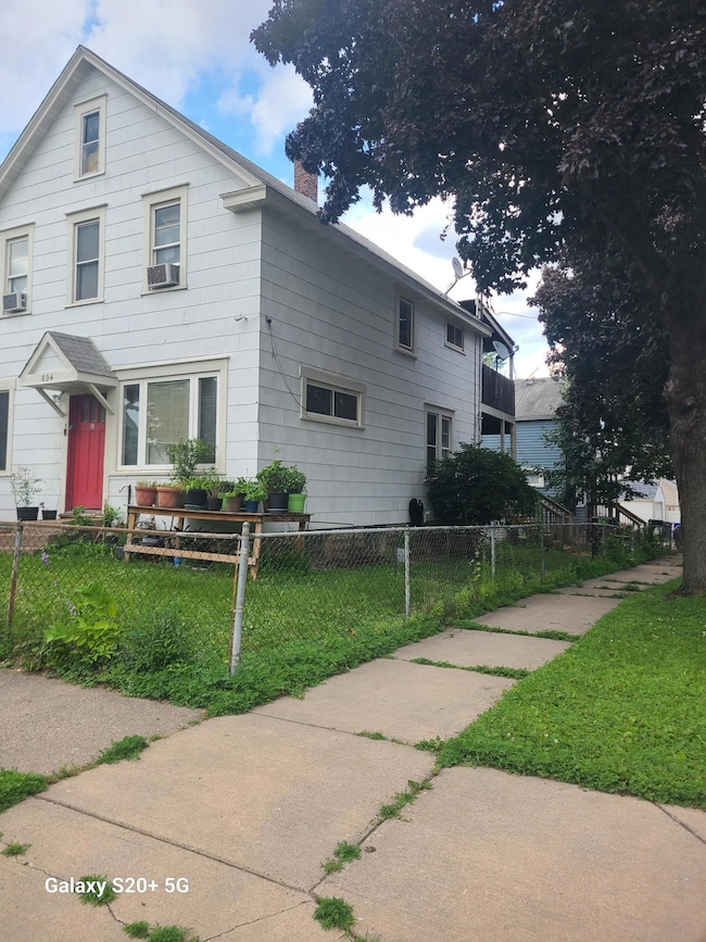 694 Virginia St, Saint Paul, MN 55103 - photo 5