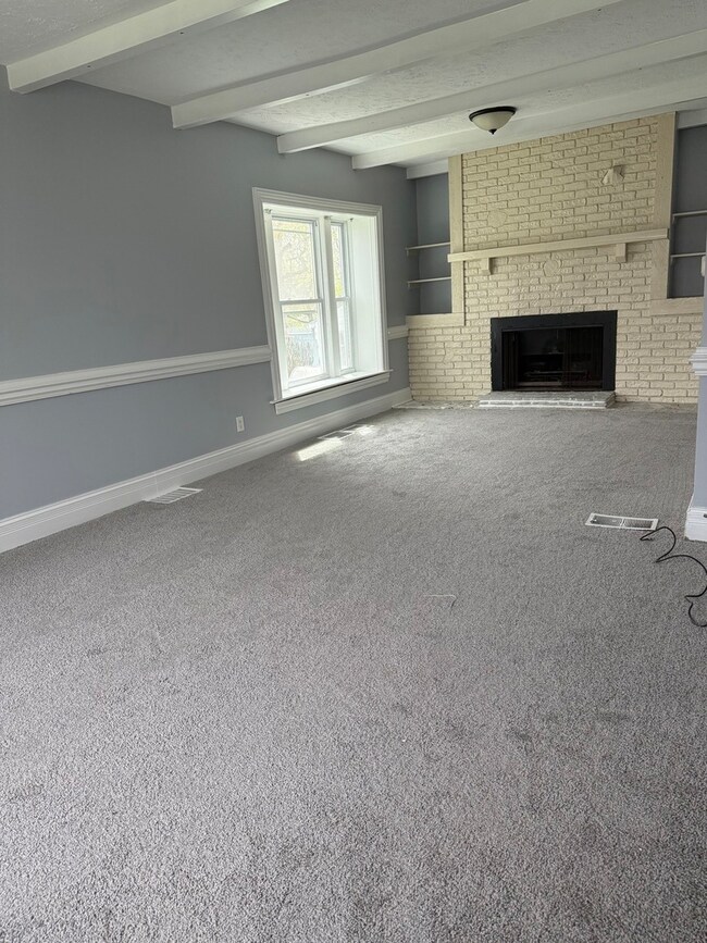 unlisted-address, Joliet, IL 60436 - photo 6