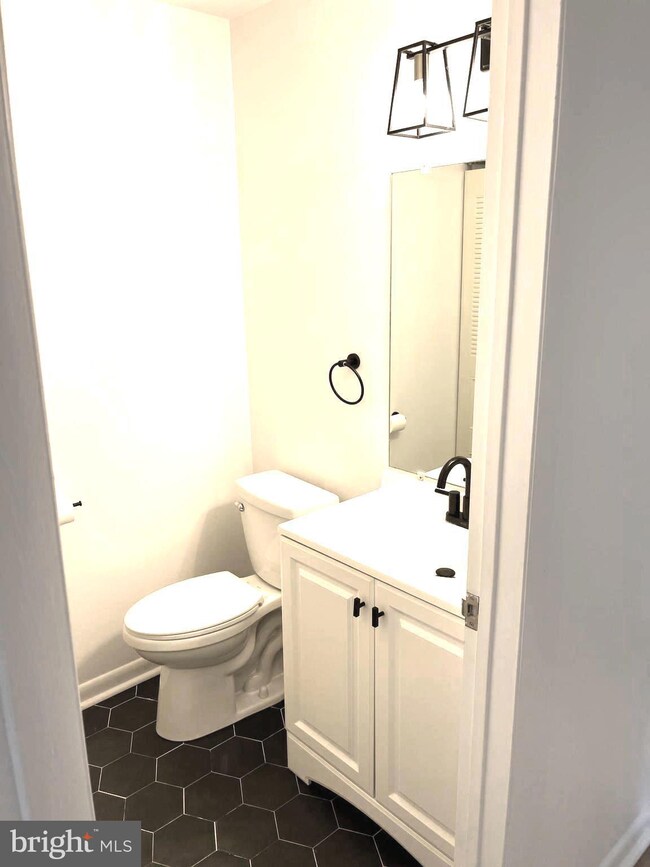 2002 Naomis Ct, North Wales, PA 19454 - photo 7