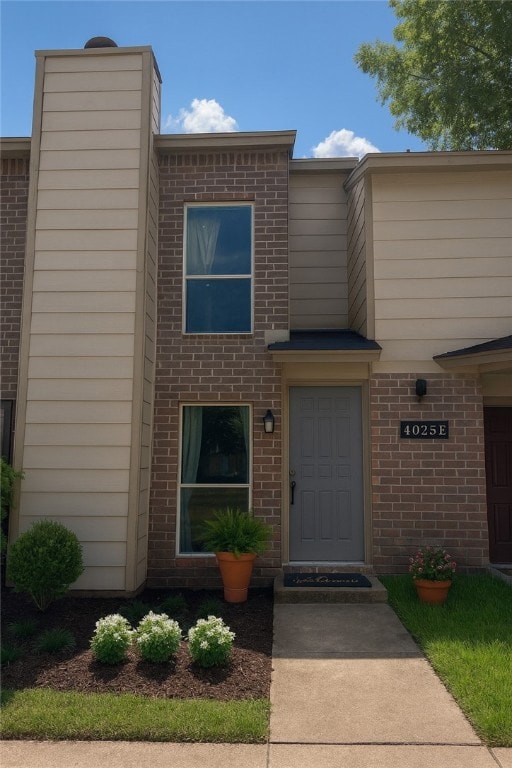 Virtually Enhanced/Staged