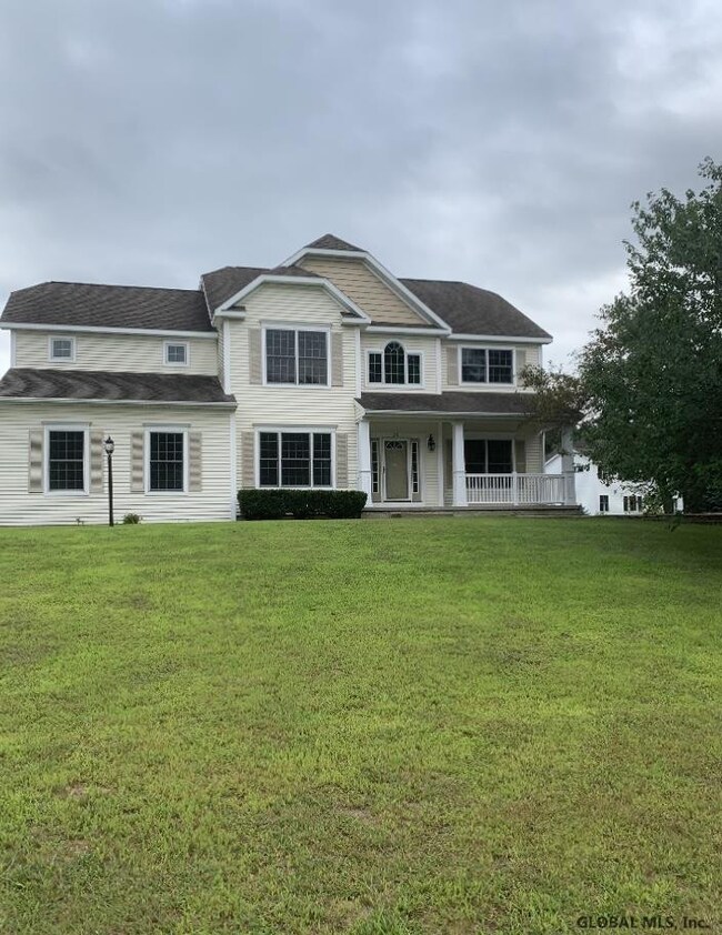 29 Stablegate Dr, Clifton Park, NY 12065 - photo 2