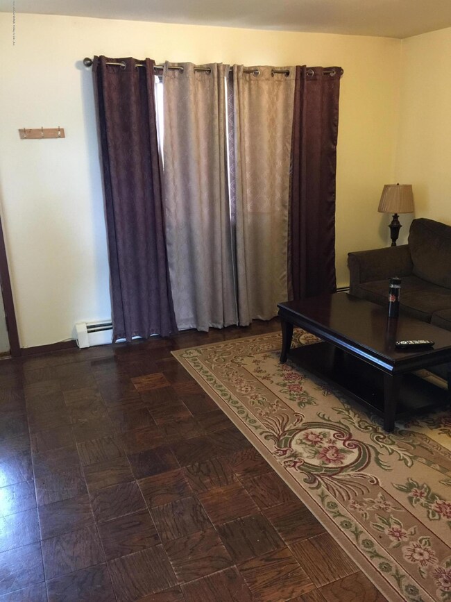 158 Sinclair Ave unit 1, Staten Island, NY 10312 - photo 4