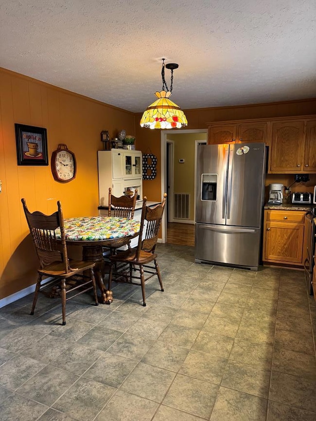 220 W Minnie Ave, Monterey, TN 38574 - photo 3